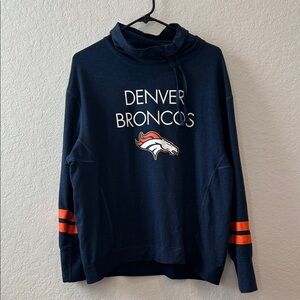 NFL Brancos Navy and Orange Pull Over Sweater